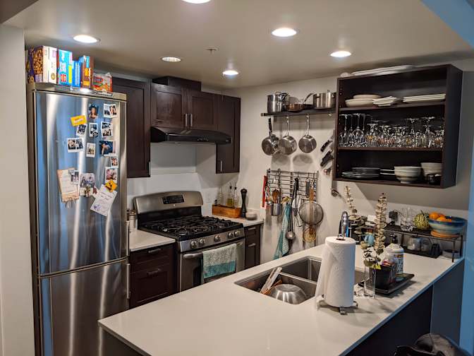 Hythe Drewe Al-Keder's room