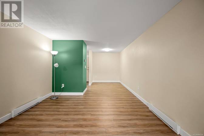 Photo of DAMON's room