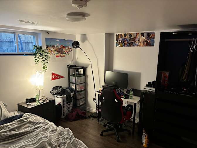 Photo of Maxwell's room