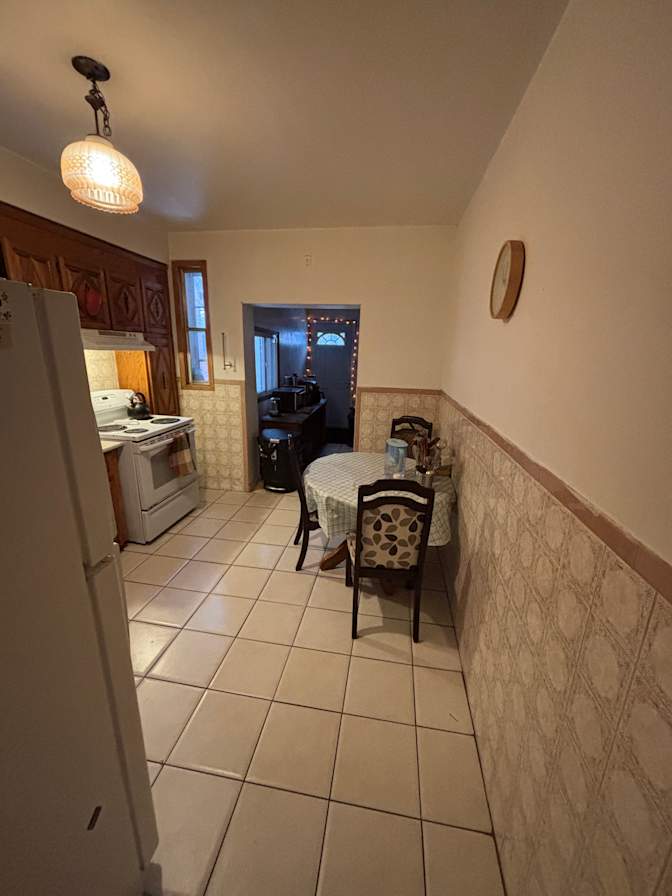 Amanda De Gouveia's room