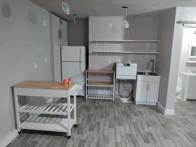 Private room to rent in share house North Highlands...