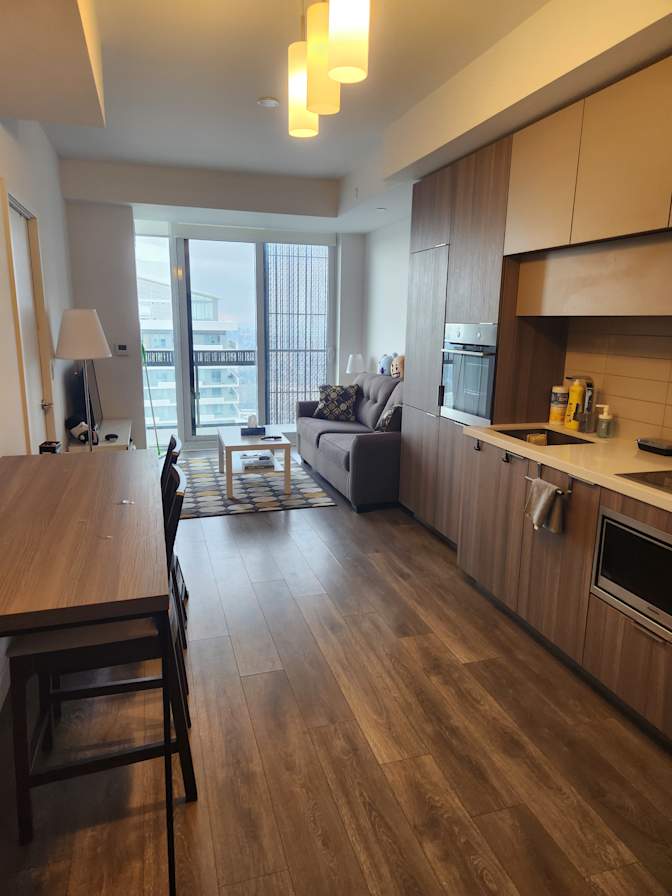 Chen Gang (Esther)'s room