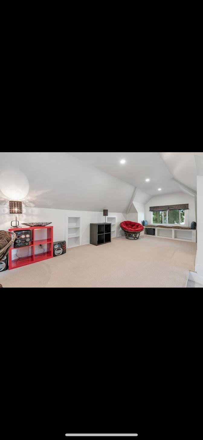 Andres Laguado's room