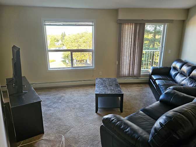 Aaron Stevens's room