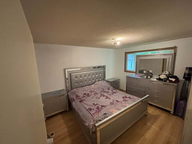 Mansoor Tavassoly's room