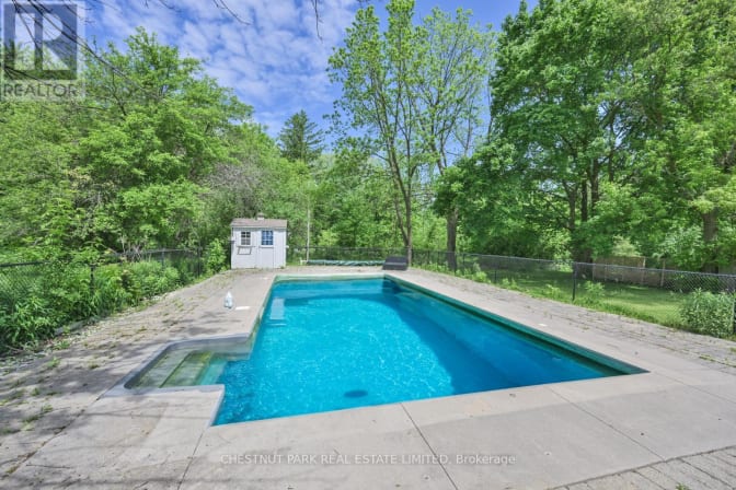 yasamin abdolvahabi's room