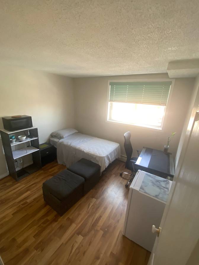 Photo of Wendell or Annallee's room