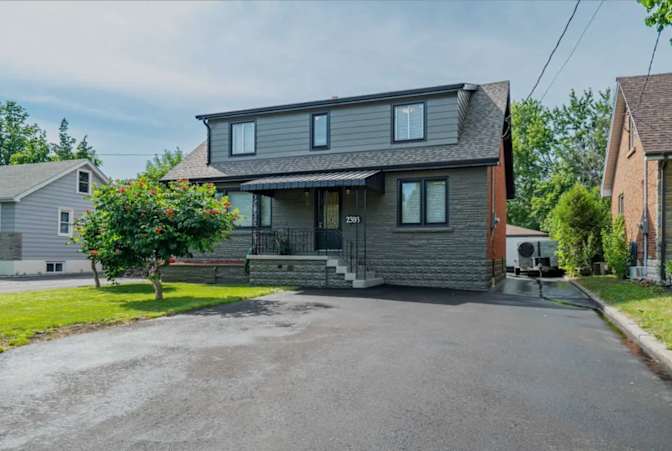 Photo of Salman's room