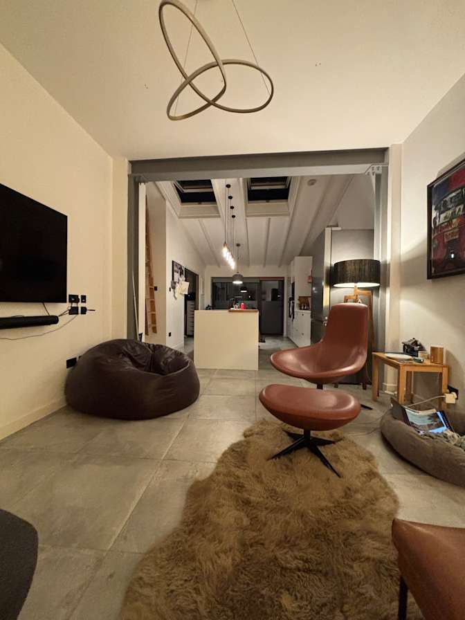 Photo of Michael Thompson's room