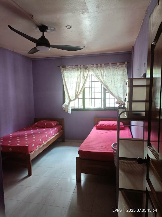 Photo of Kelvin Mark's room