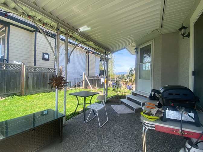 William  Lowe's room