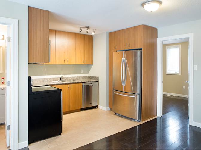 Photo of Kelley Gonsalves's room