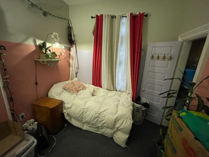 Photo of Kathryn's room