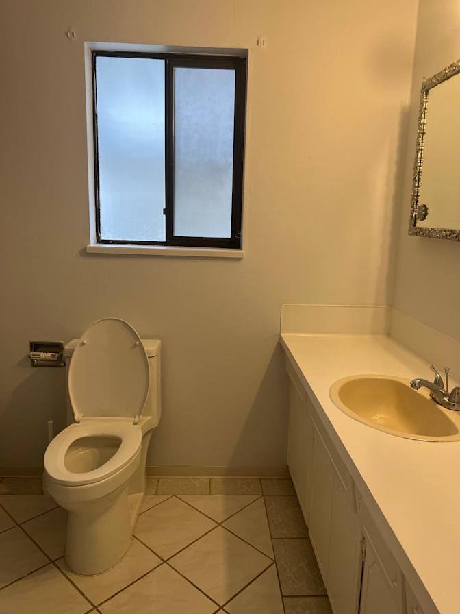 Photo of Amir's room