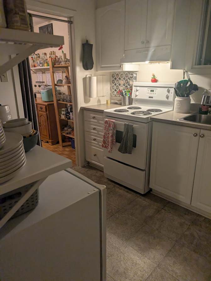 Cookie Dietrichson's room