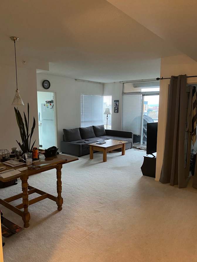 Luke Pomerance's room