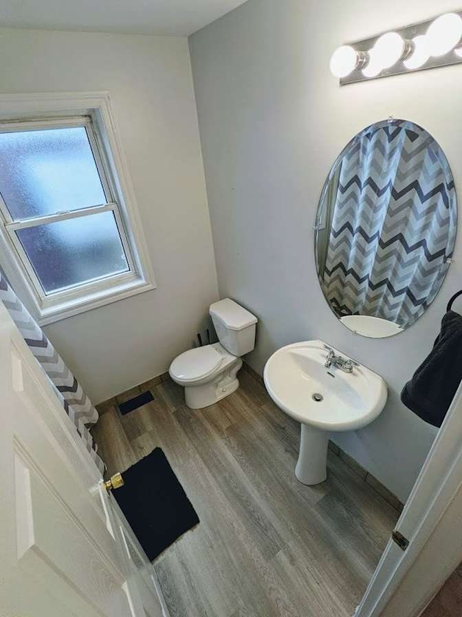 Photo of Student Rentals UWindsor's room