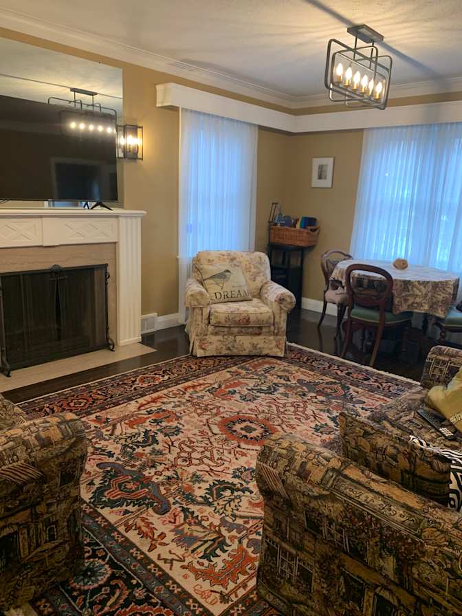 Photo of Jennifer and Larry's room