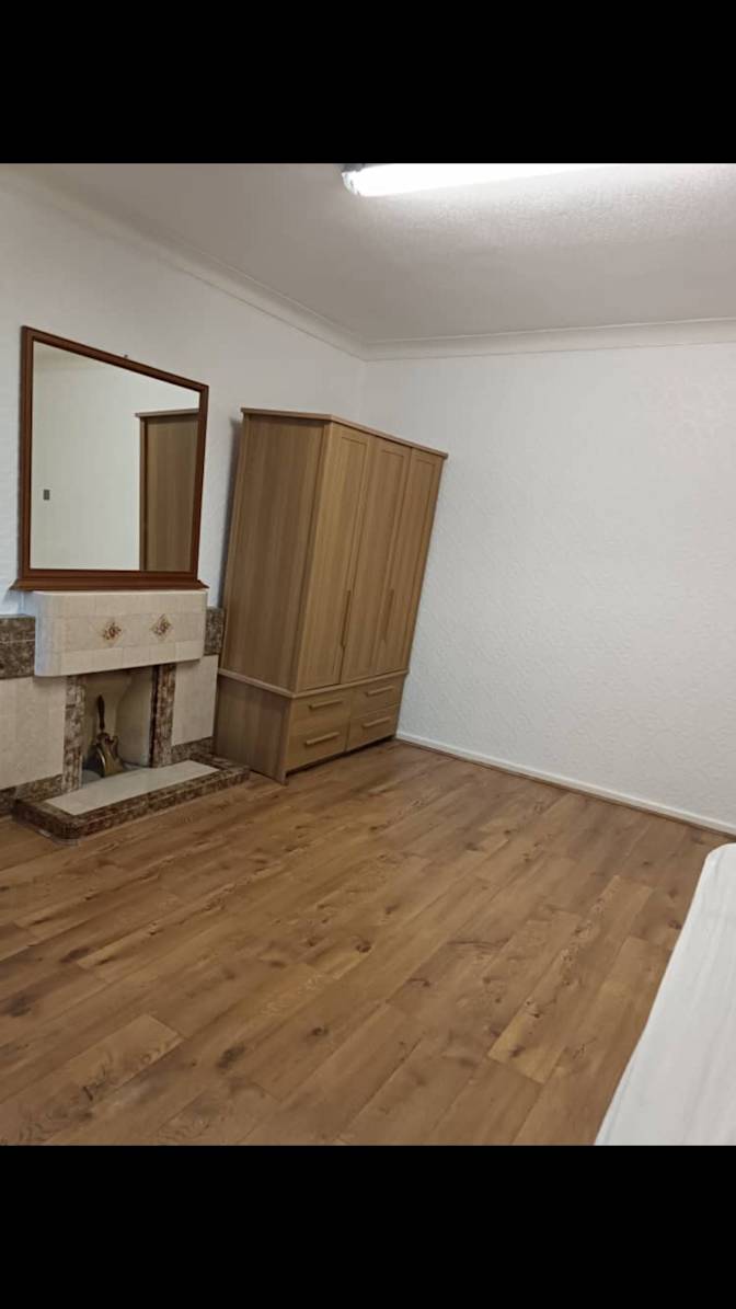 Photo of Isa Zakkaudin's room