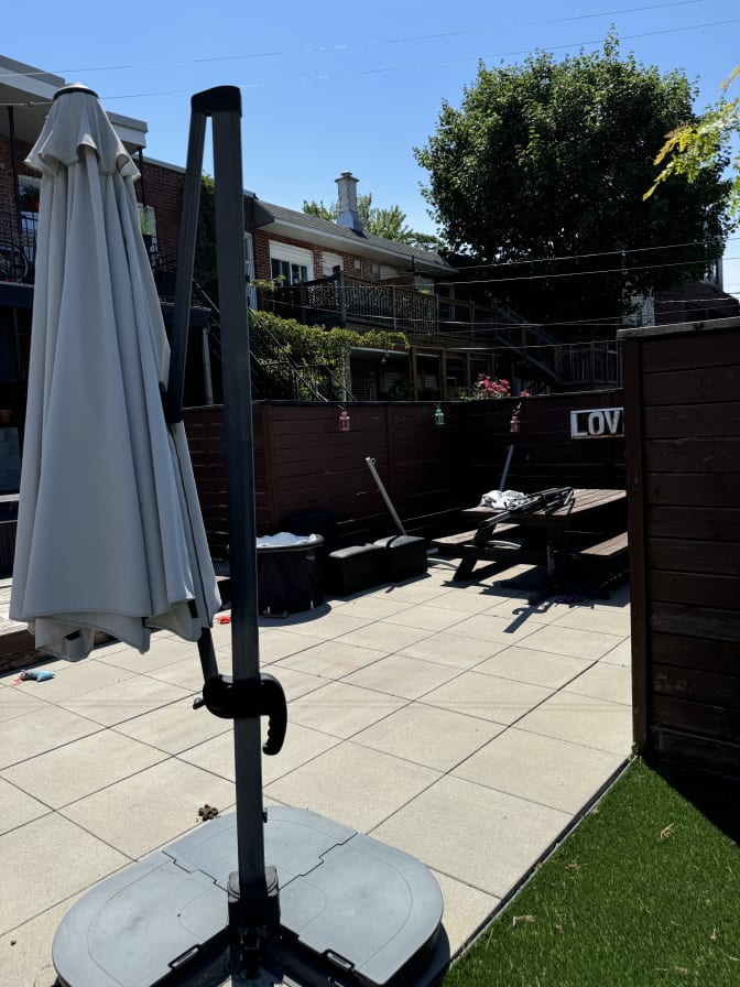 Ahier, Martine's room