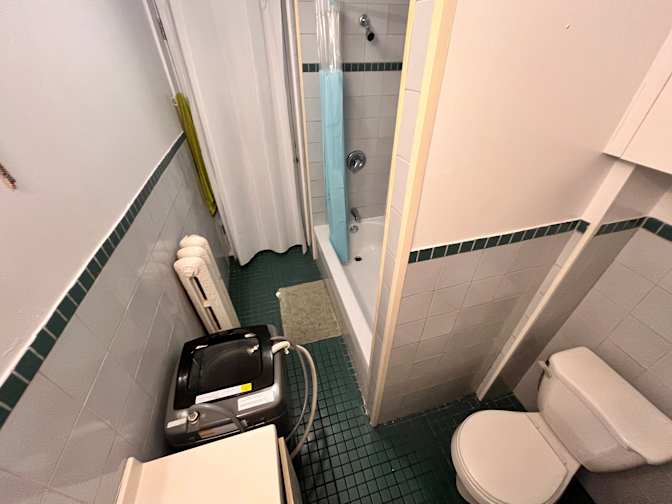 Quinn Boeker Thomas's room