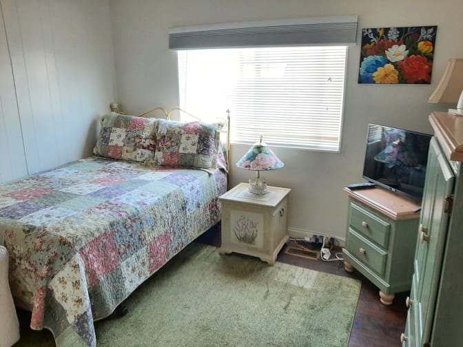 Photo of Elaine Bernie's room
