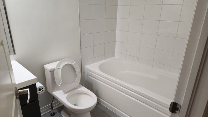 Photo of Minh Ly's room