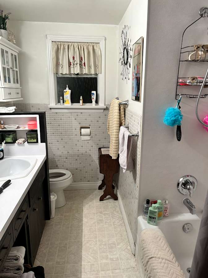 Photo of Jesse Alberto's room