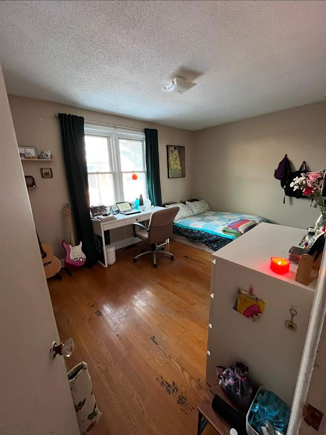Photo of Asia's room