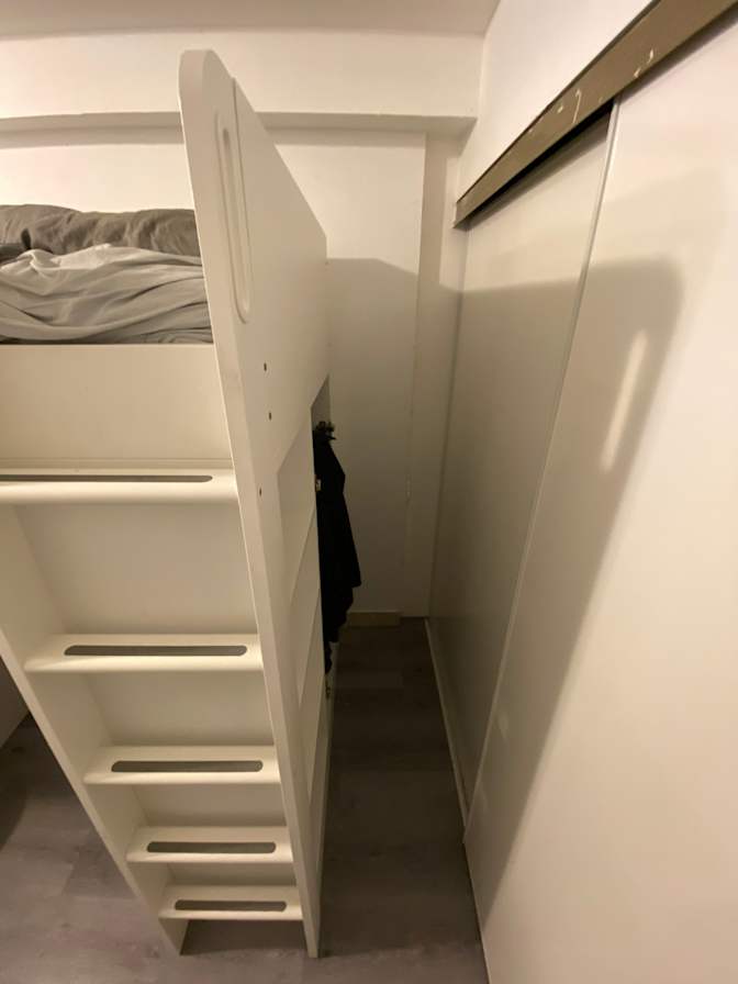 Photo of Simon's room