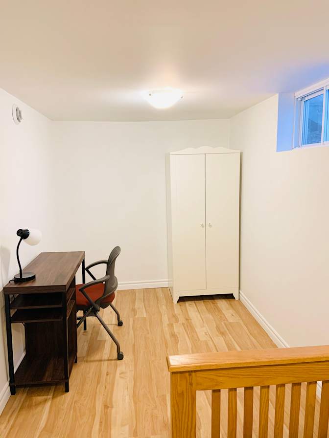 Cozy Cristine's Shared Condo's room