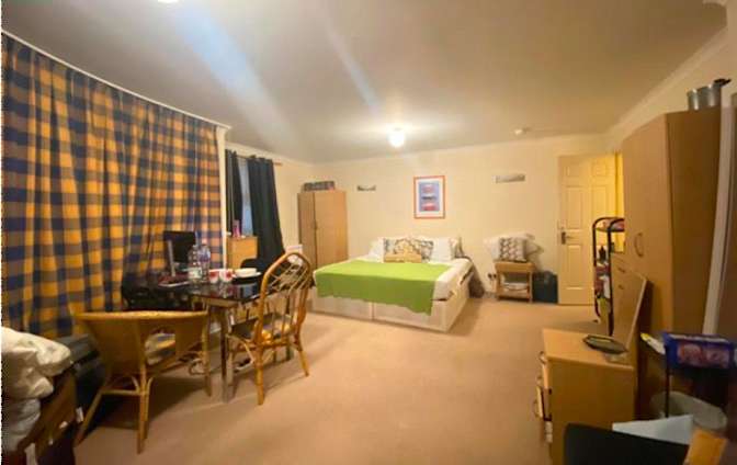 Photo of Tushar Mehta's room