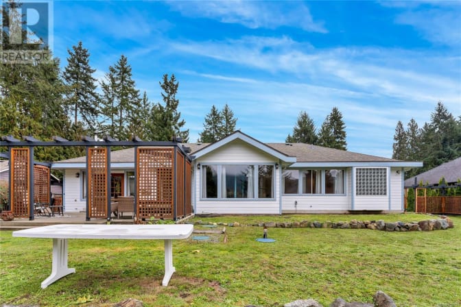 Anissa Moussi's room