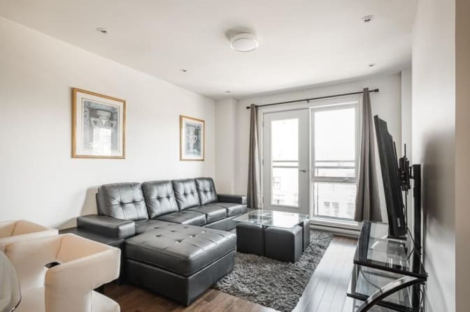 Matthew Achkarian's room