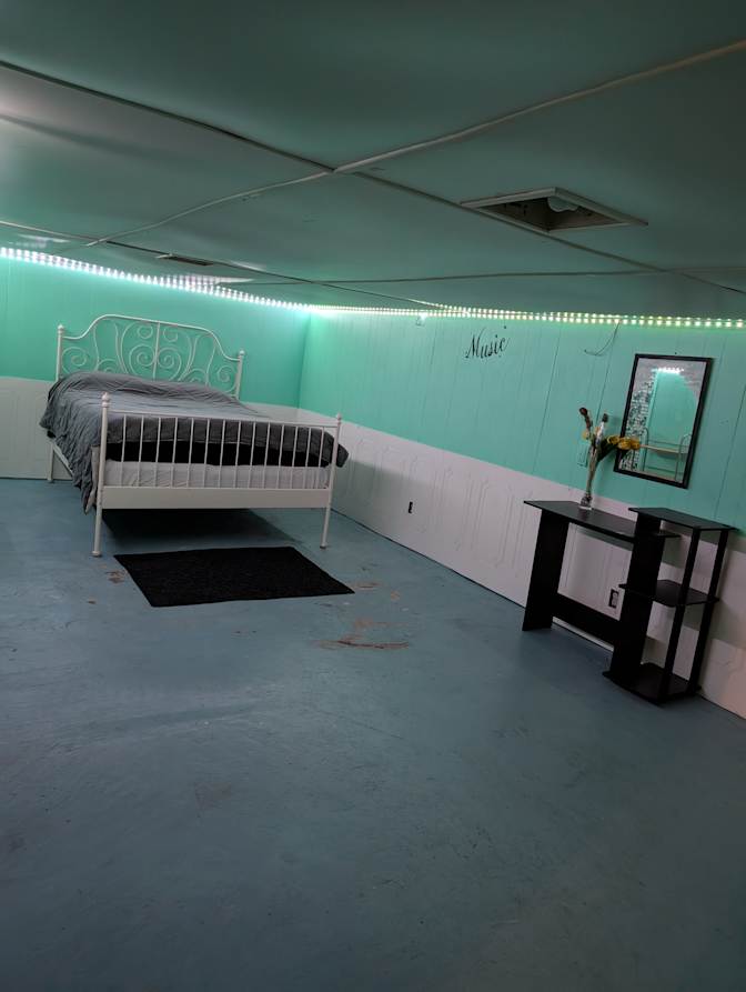 Photo of Alicia's room