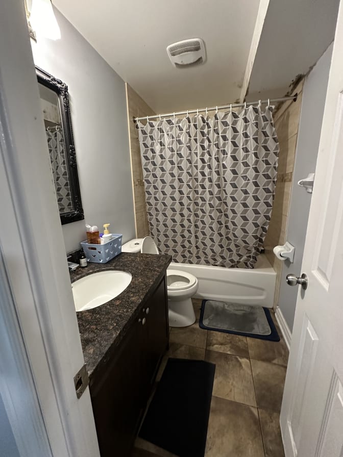 Ruwanya Perera's room