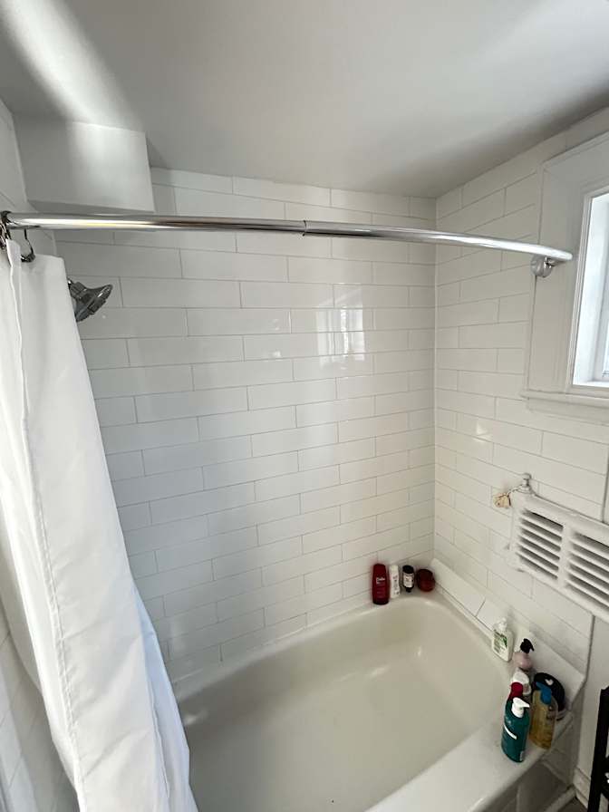 Lea Alaphilippe's room