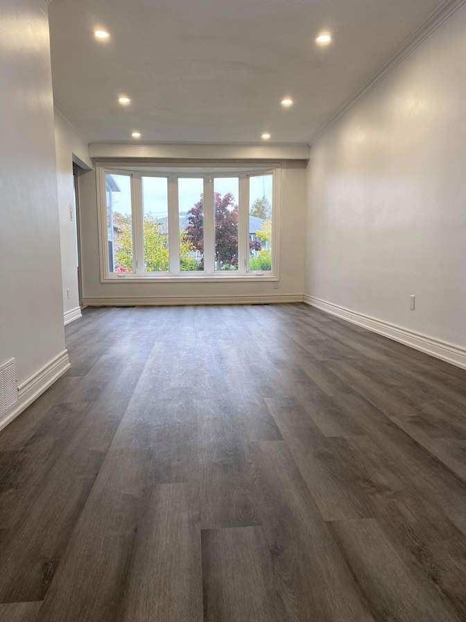 Beautiful, Clean & Bright!'s room