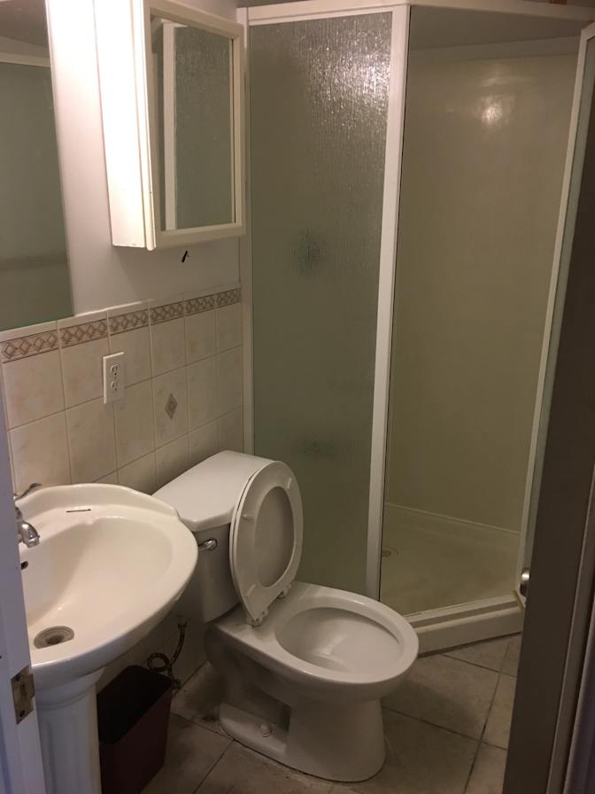 Photo of Linda's room