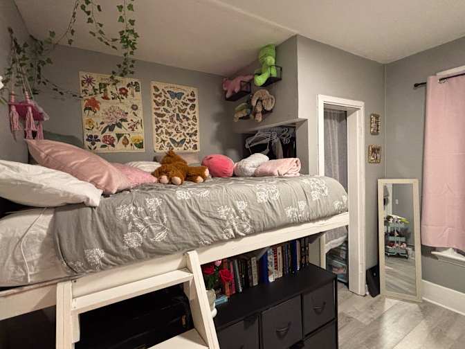 Amiel Jodorkovsky's room