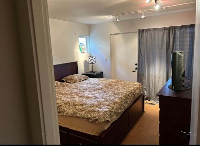 Photo of Lennea's room