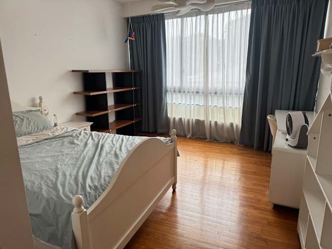 Photo of Pare Swartsenburg's room