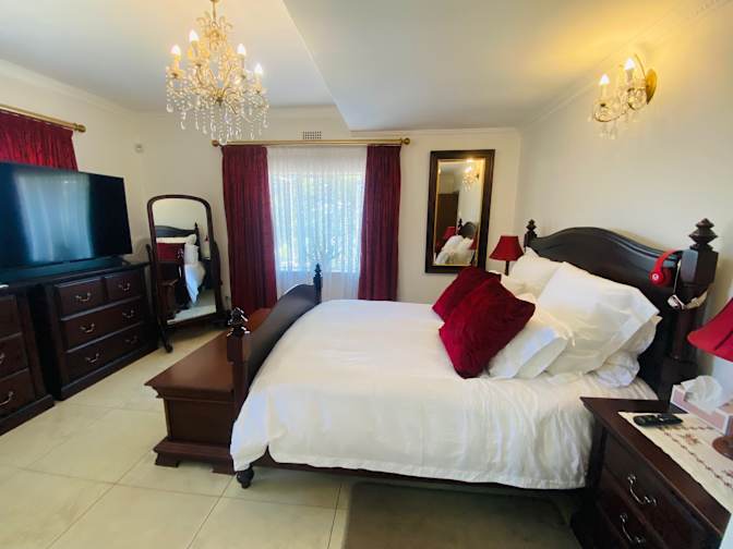 Photo of Tee's room