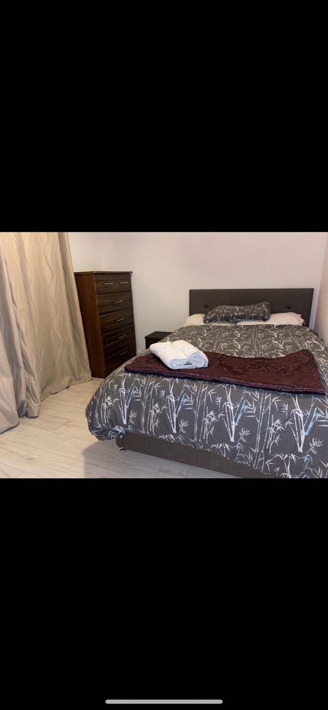 Photo of Lisa Langtry's room