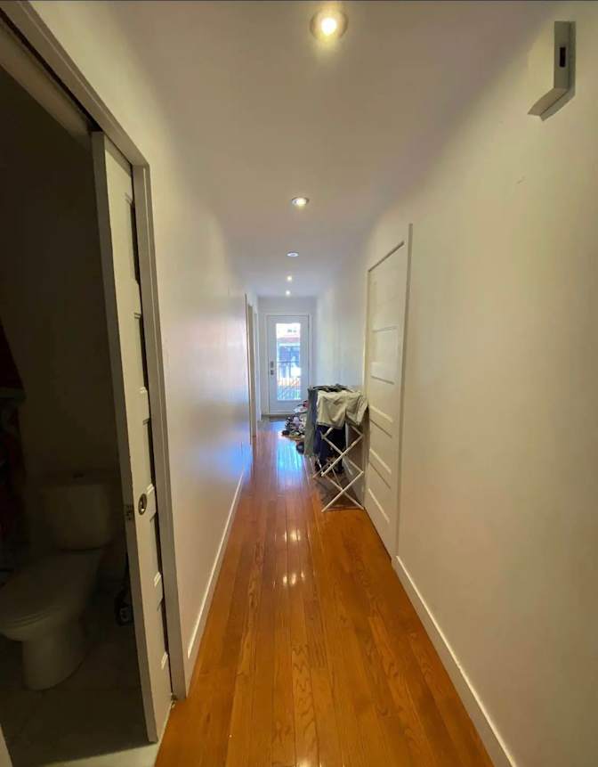 Photo of MO'TASIM MAUTHOOR's room