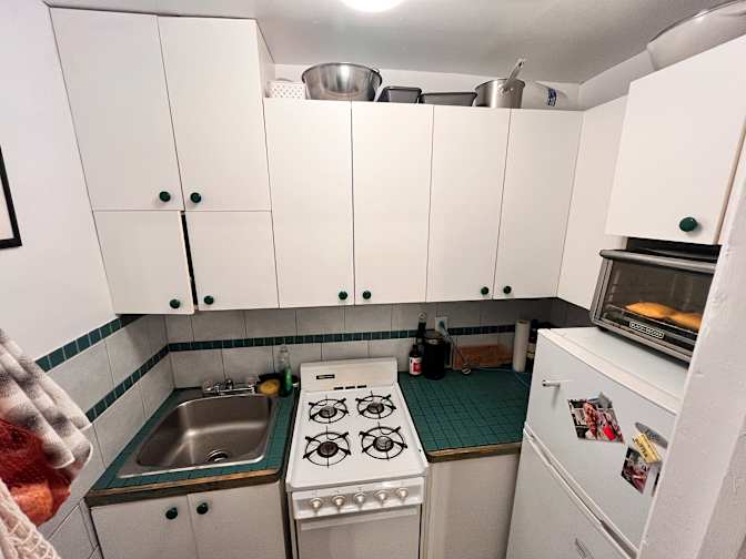 Quinn Boeker Thomas's room