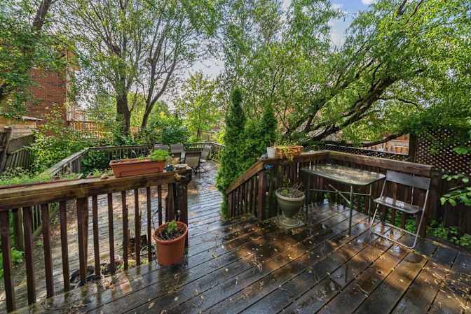 Photo of House's room