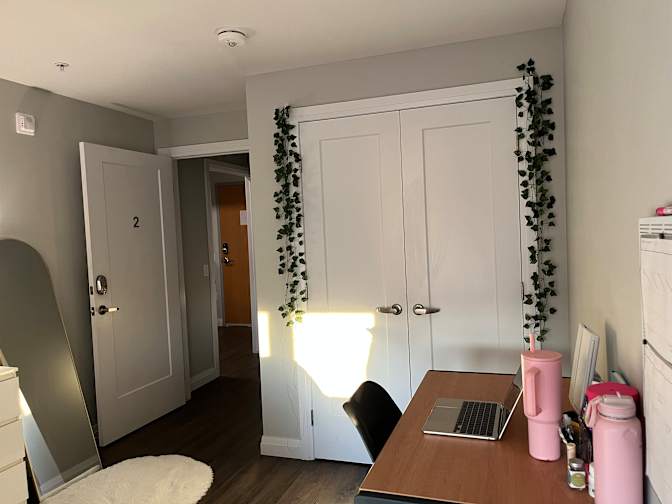 Allison M Juarez's room