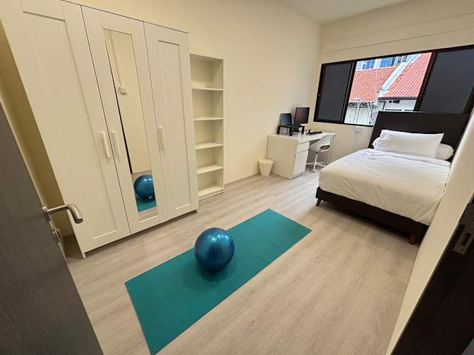 Photo of Harry Lee's room