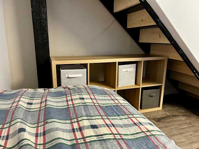 Tariq Rasheed's room